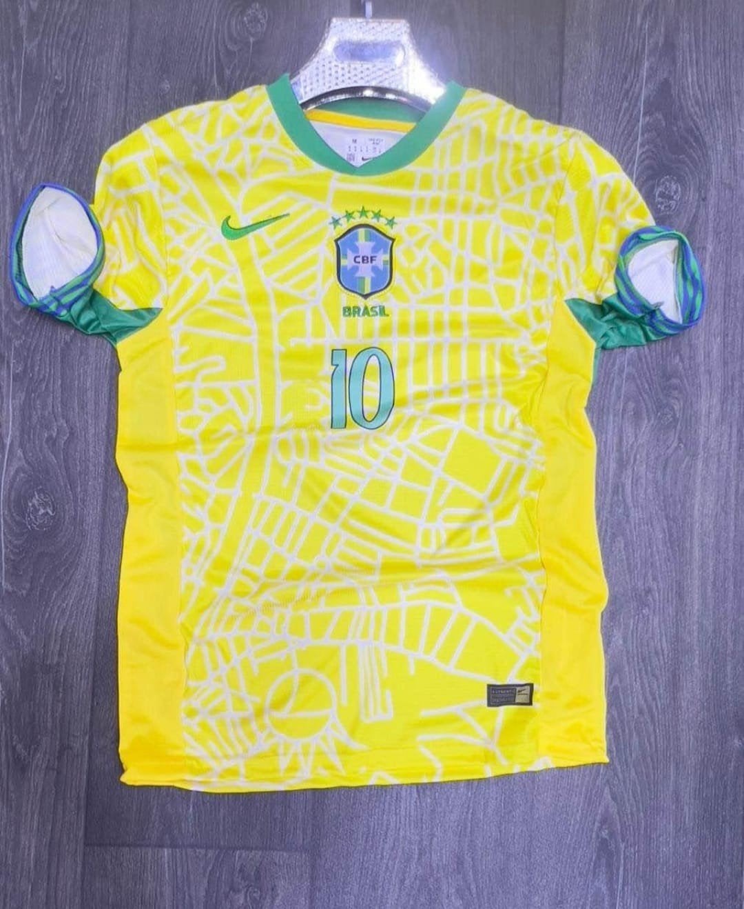 Maillot de foot du Brésil, Sport en Fitness, Voetbal, Maat M, Ophalen of Verzenden, Nieuw, Shirt