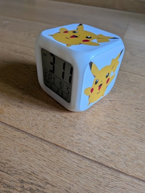 chambre d'enfant - le réveil Pikachu ( Pokémon ), Enfants & Bébés, Enlèvement, Comme neuf