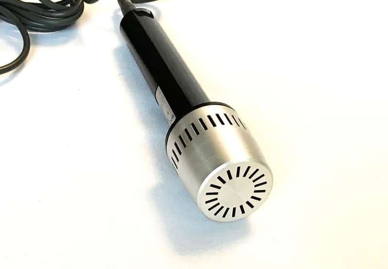Sony F-26 dynamische microfoon, Ophalen of Verzenden, Zo goed als nieuw, Zangmicrofoon