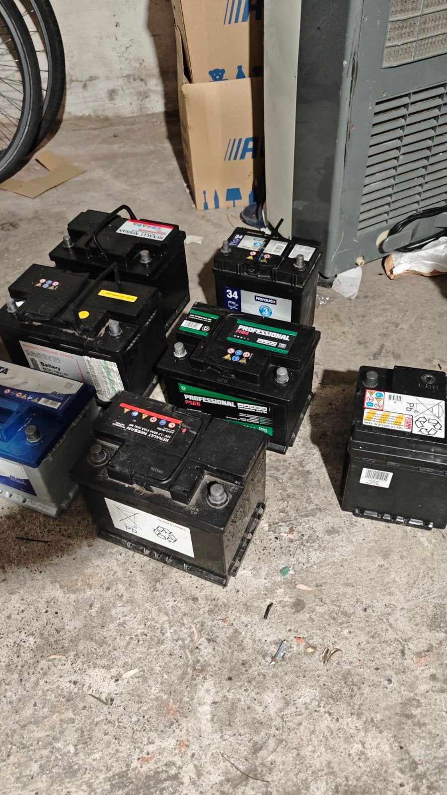 lot batterijen accus, Auto-onderdelen