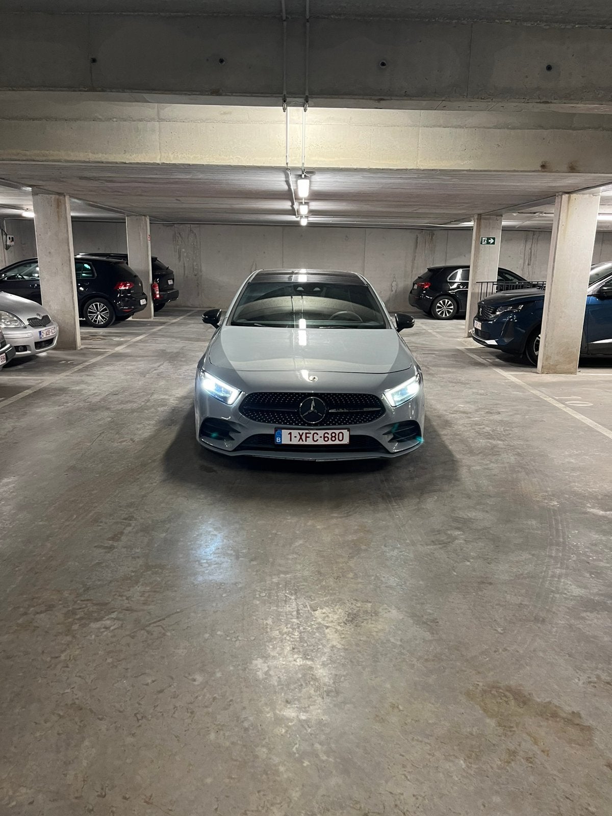 Mercedes A220 AMG Line Full Option, Autos, Mercedes-Benz, Achat, Euro 6, Noir, 5 portes