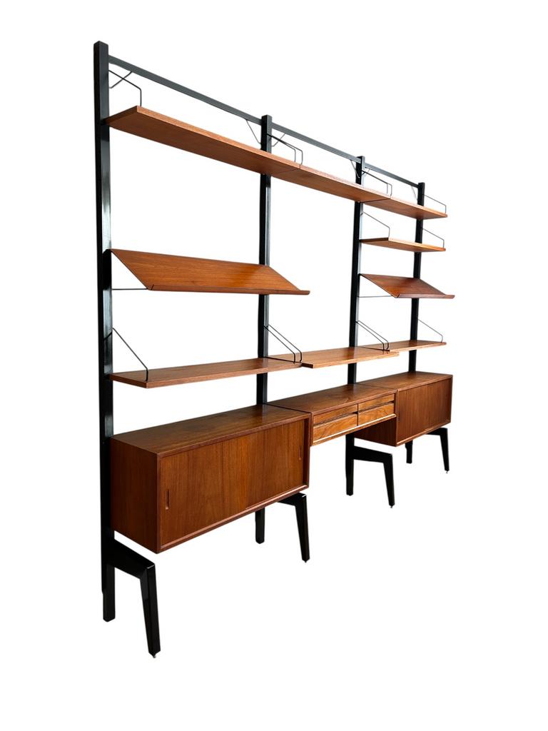 Vintage wandmeubel Poul Cadovius  Royal System, Huis en Inrichting, Kasten | Wandmeubels, Ophalen, Gebruikt, Met deur(en), Teakhout