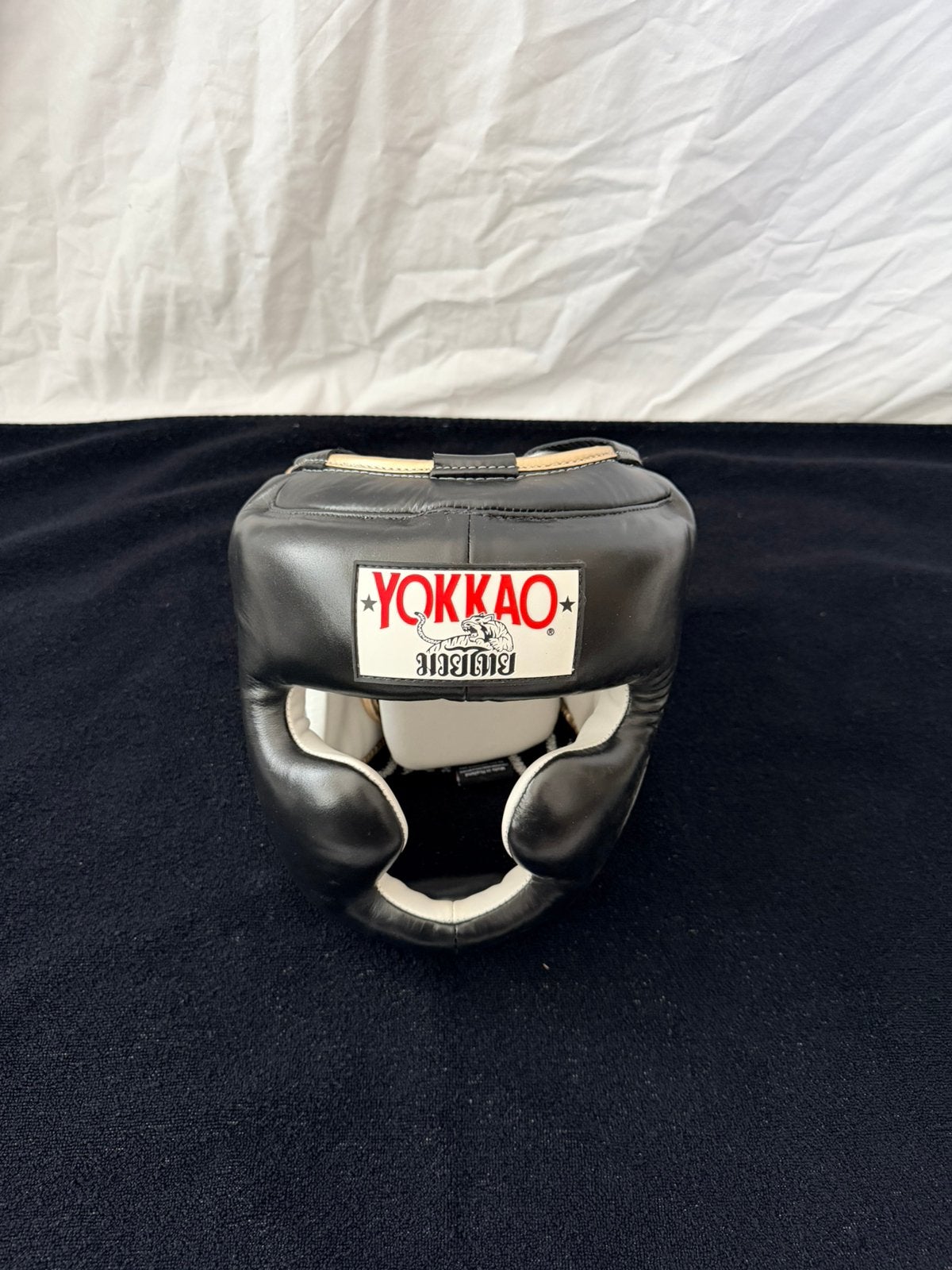 Yokkao hoofdbeschermer kickboxing, Sports & Fitness, Sports de combat & Self-défense, Enlèvement, Neuf