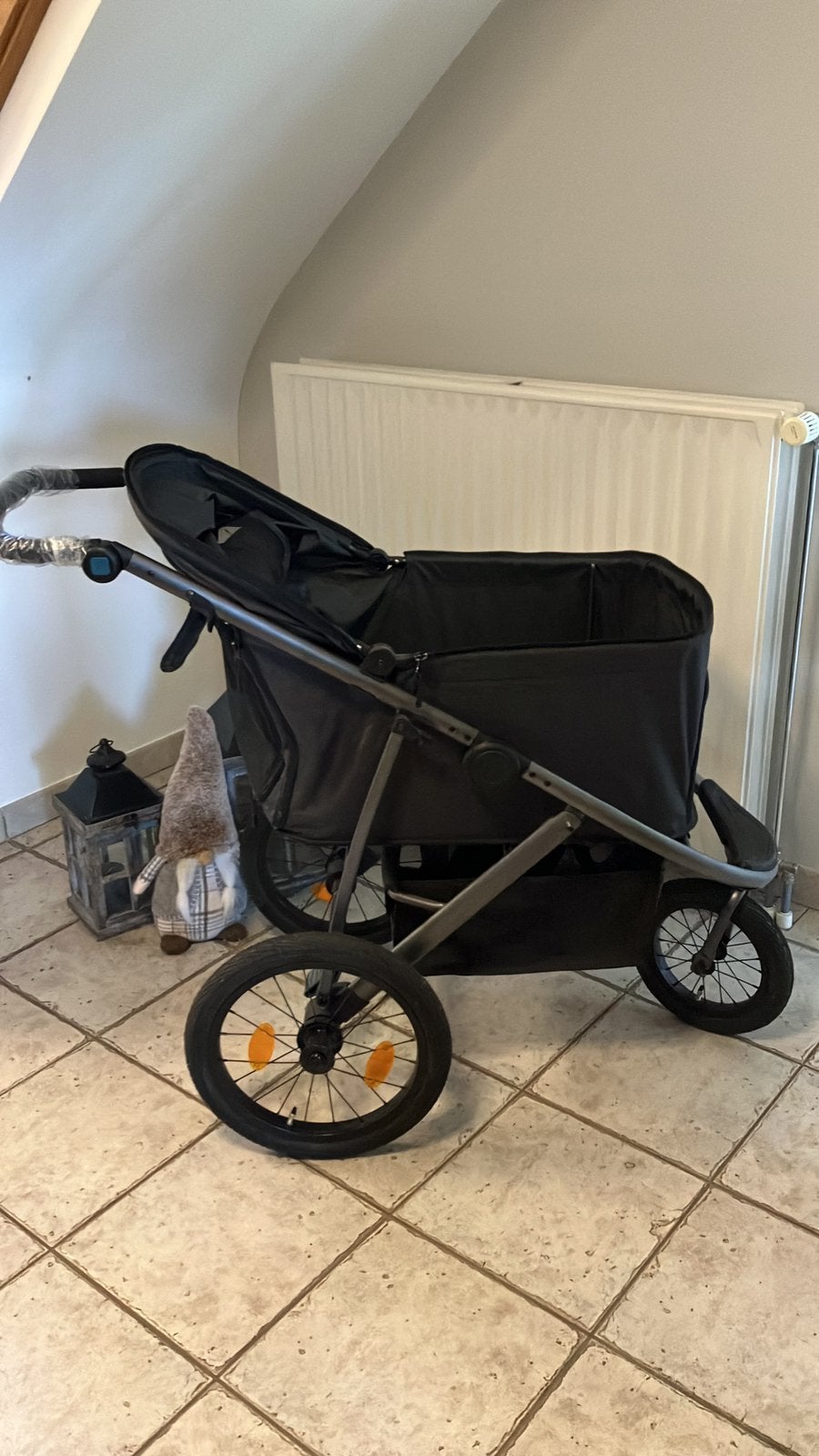 Volledig nieuwe hondenbuggy te koop ( middelgrote hond), Enlèvement