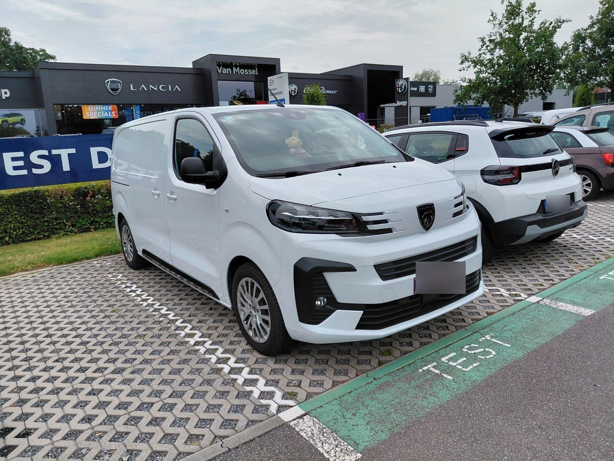 Peugeot Expert VU, Autos, Camionnettes & Utilitaires, 145 ch, Achat, 3 places, Carnet d'entretien