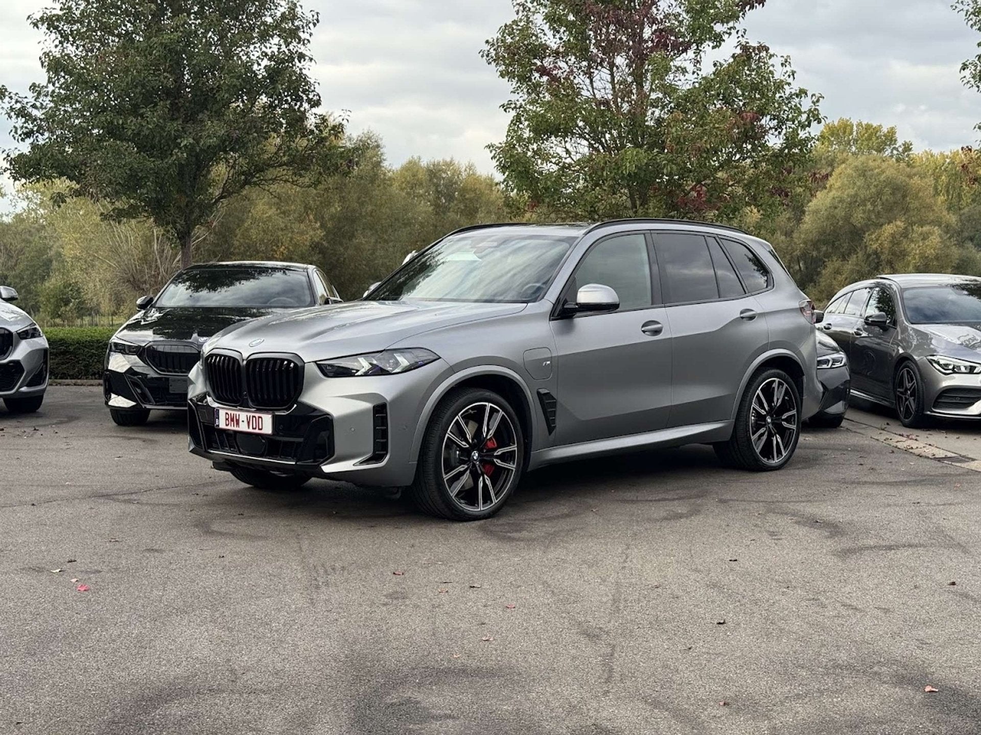 BMW X5 xDrive50e M Sport Pro / INTEGR STEERING / HUD / 360CA, Auto's, Automaat, Gebruikt, Plug-in hybride, 5 deurs