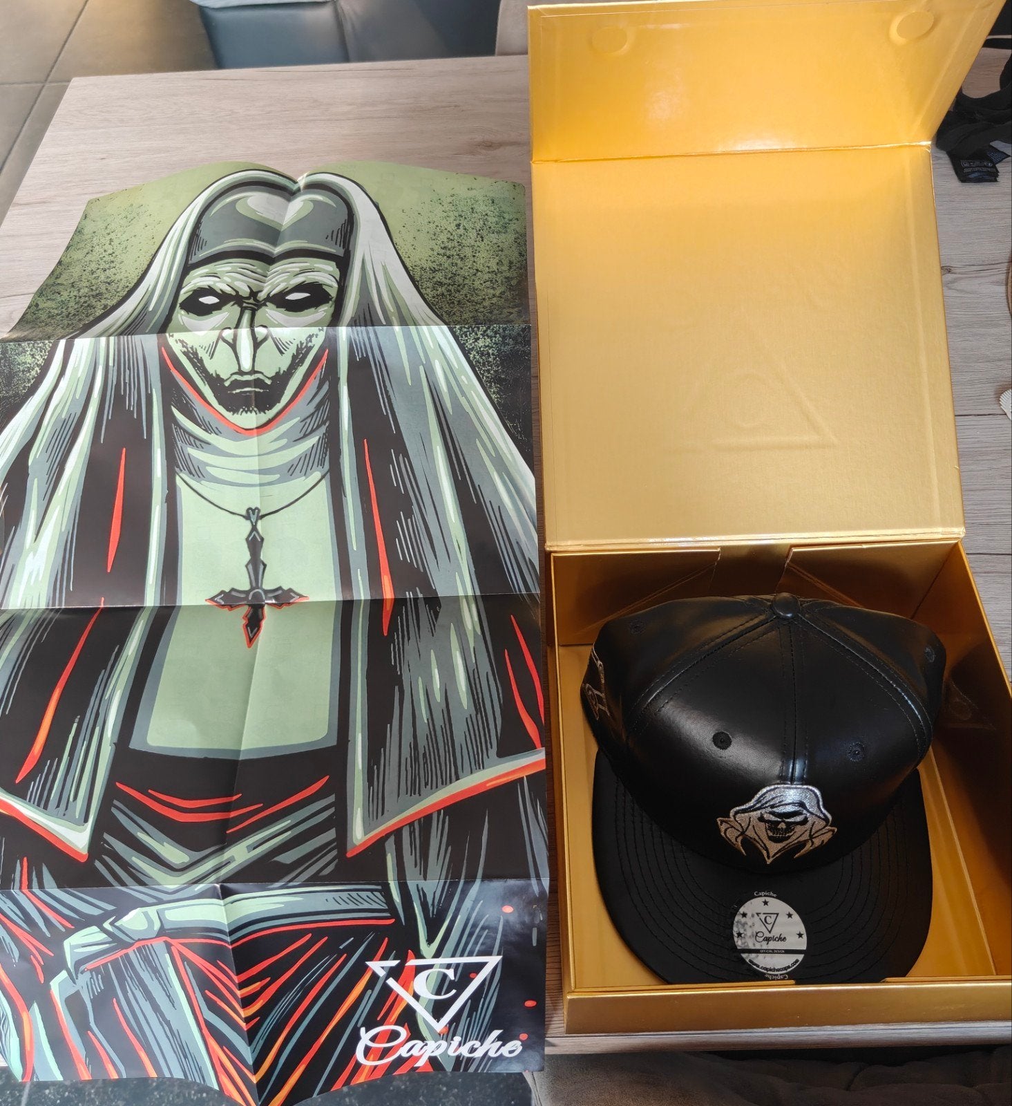 Capiche Caps "The Reaper" leder snapback in nieuwstaat, Kleding | Heren, Hoeden en Petten, Capiche Caps, One size fits all, Ophalen of Verzenden