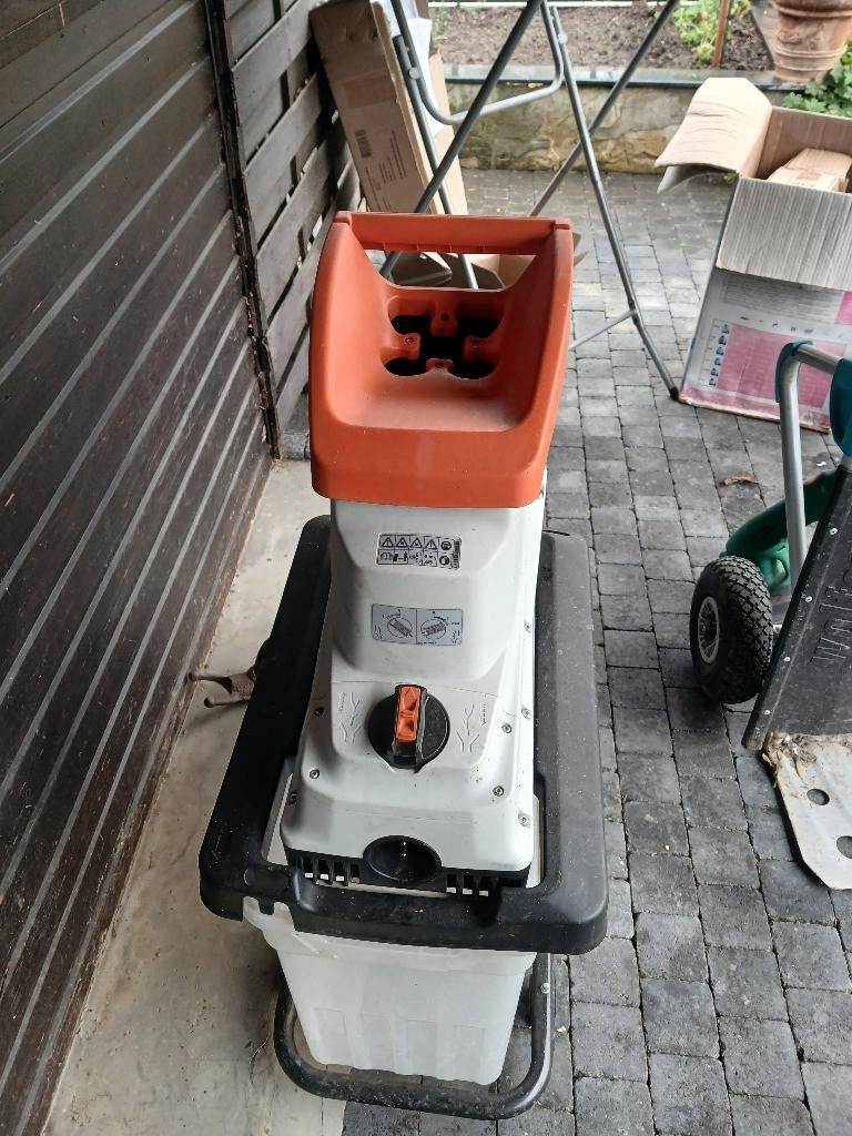 broyeur jardin STIHL, Enlèvement, Broyeur
