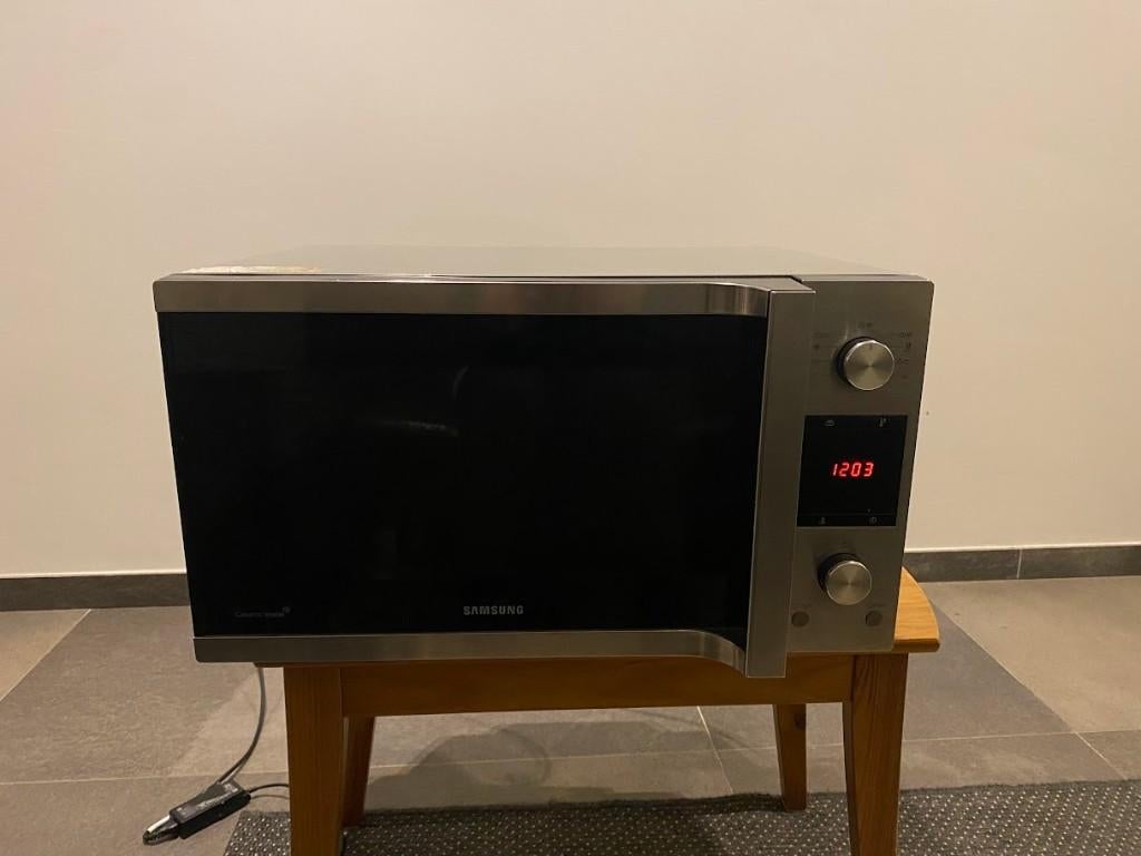 Combi-oven, Enlèvement, Utilisé, Plaque tournante, 60 cm ou plus