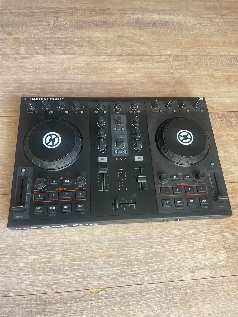 TRAKTOR KONTROL S2, Enlèvement, Comme neuf