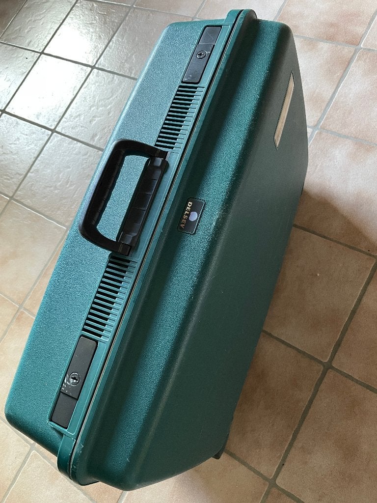 middelgrote groene koffer valies, Gebruikt, Hard kunststof, Slot, Minder dan 35 cm