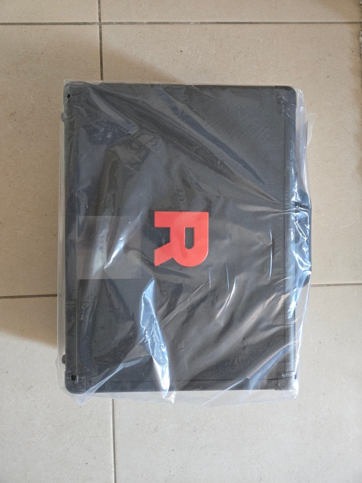 Team rocket suitcase, Ophalen of Verzenden