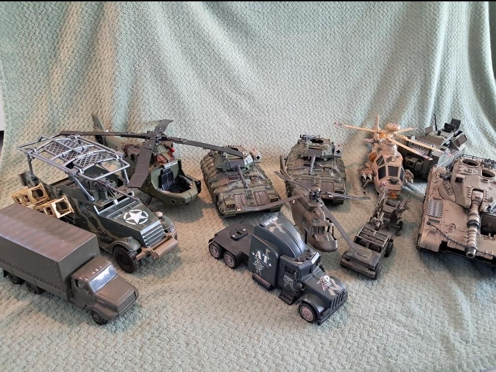 Lot de jouets militaires avec poupées., Enlèvement ou Envoi