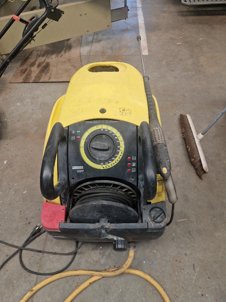 hogedruk Karcher WARM WATER DIESEL, Ophalen, Gebruikt, Karcher, Elektrisch