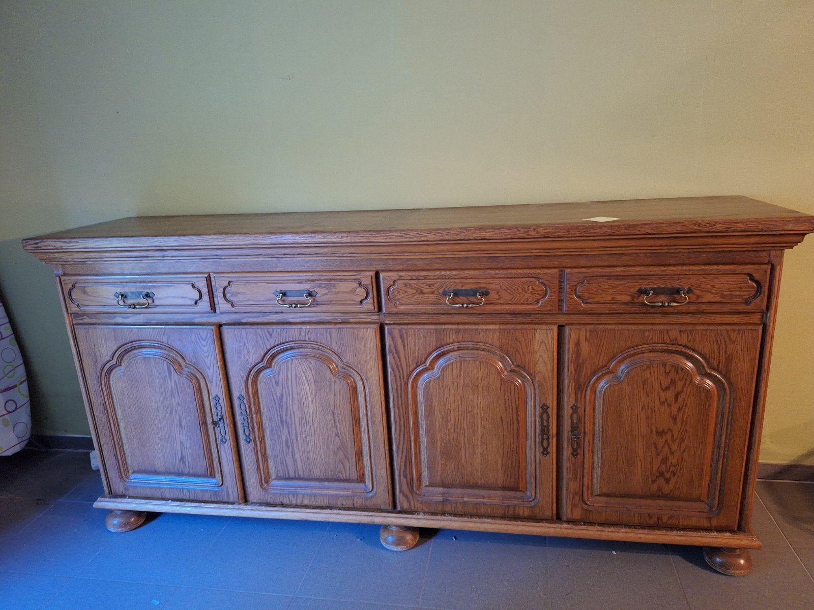 Antieke living kast / dressoir, Ophalen