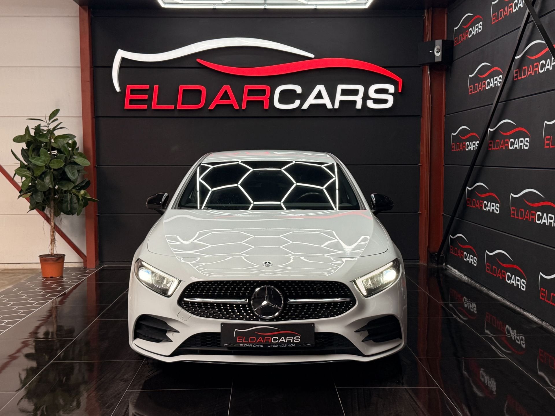Mercedes A 200 D AMG-Pack/Automaat/Garantie*, 1490 kg, Gebruikt, Euro 6, Bedrijf