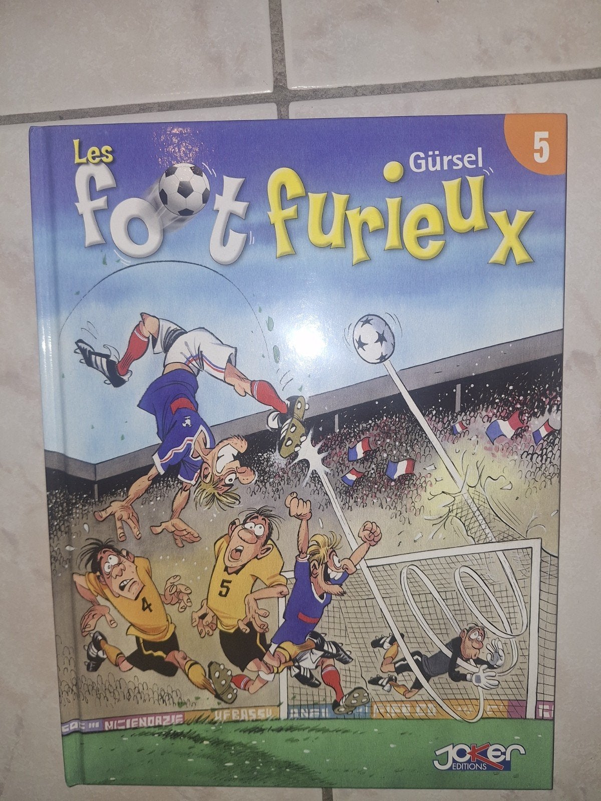 Les Foot Furieux 5, Livres, Une BD, Utilisé