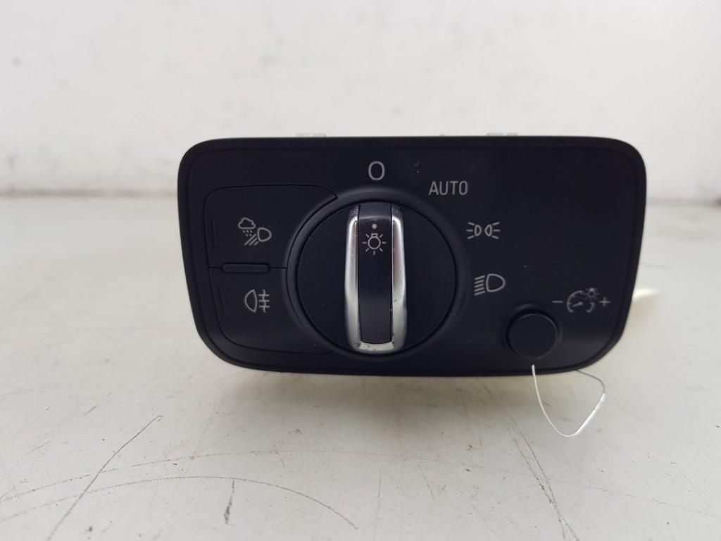 LICHTSCHAKELAAR Audi A3 Limousine (8VS / 8VM), Gebruikt, Audi