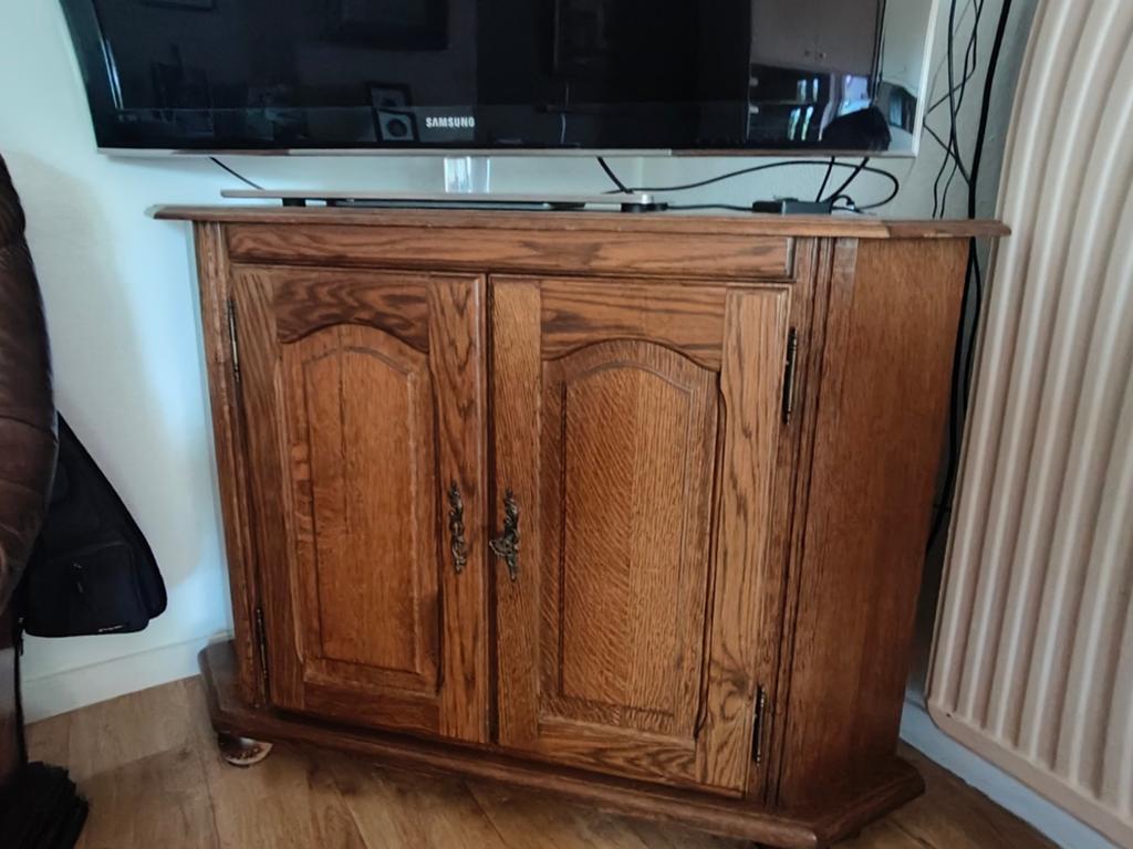 Hoek tv kast eik (Afhalen in Sint-Amandsberg), Ophalen