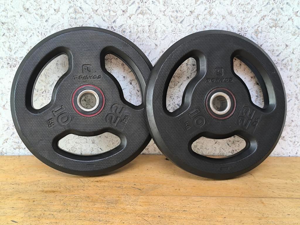 2 x Domyos 10kg halterschijven. 2,8cm. (Goede staat!), Sport en Fitness, Ophalen, Gebruikt, Benen, Halterschijven