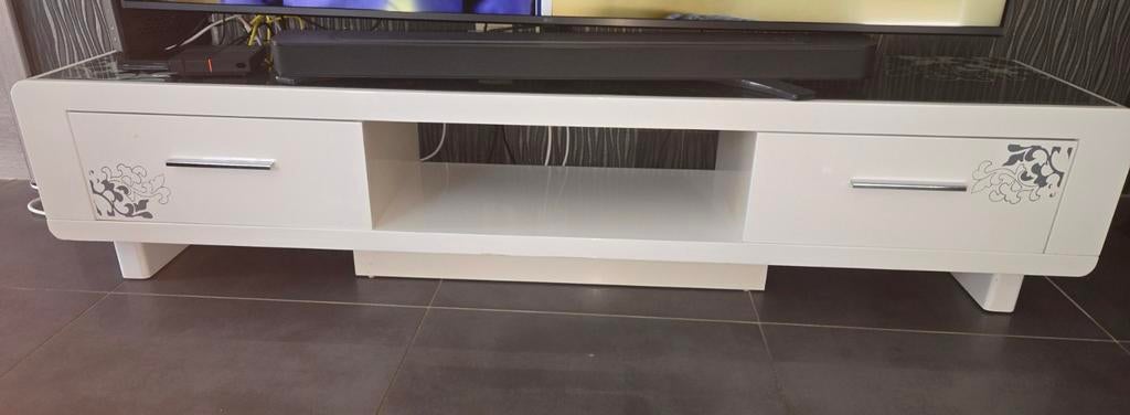 Meuble tv, Enlèvement