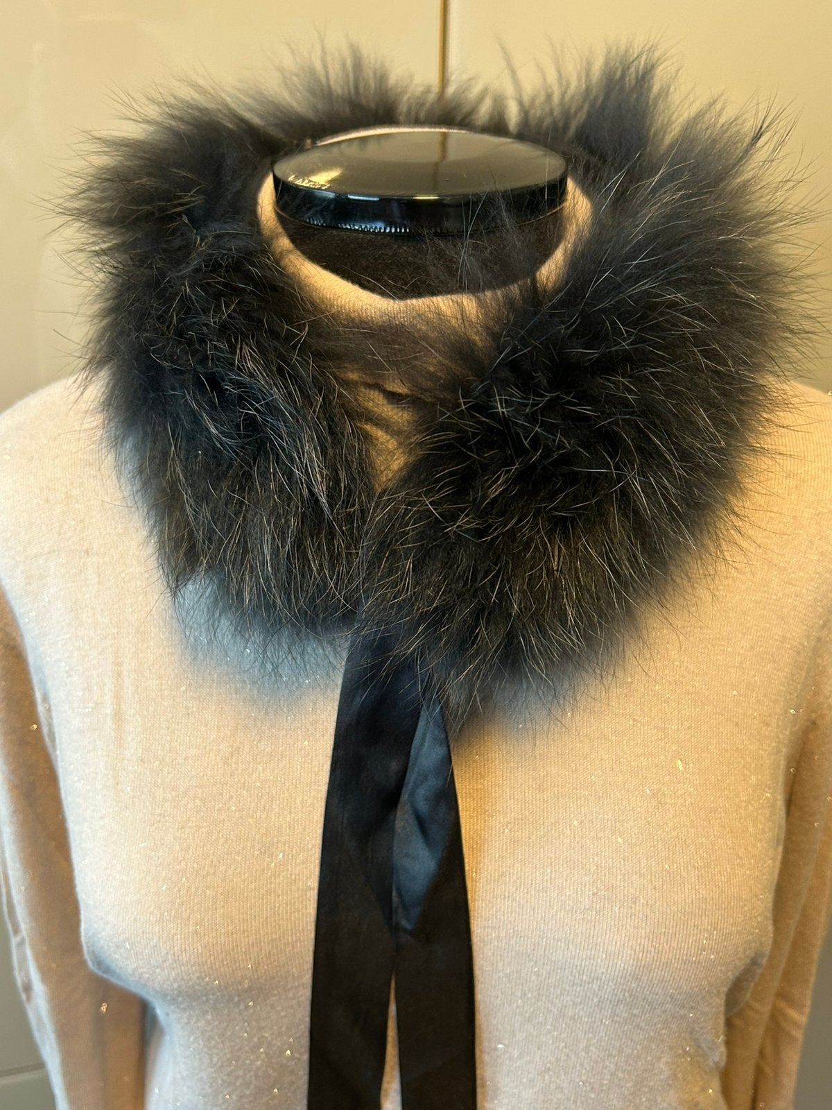 Superbe col gris noir en fourrure véritable à nouer, Vêtements | Femmes, Enlèvement, Comme neuf