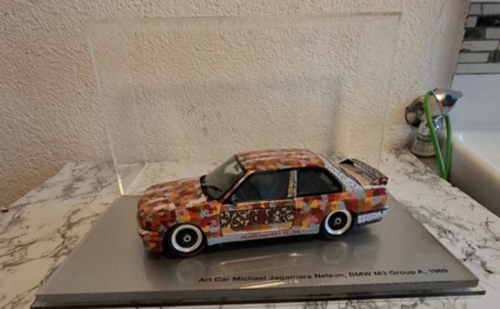 Bmw art car bmw m3 jagamara 1/18, Ophalen, Zo goed als nieuw, Auto, MiniChamps