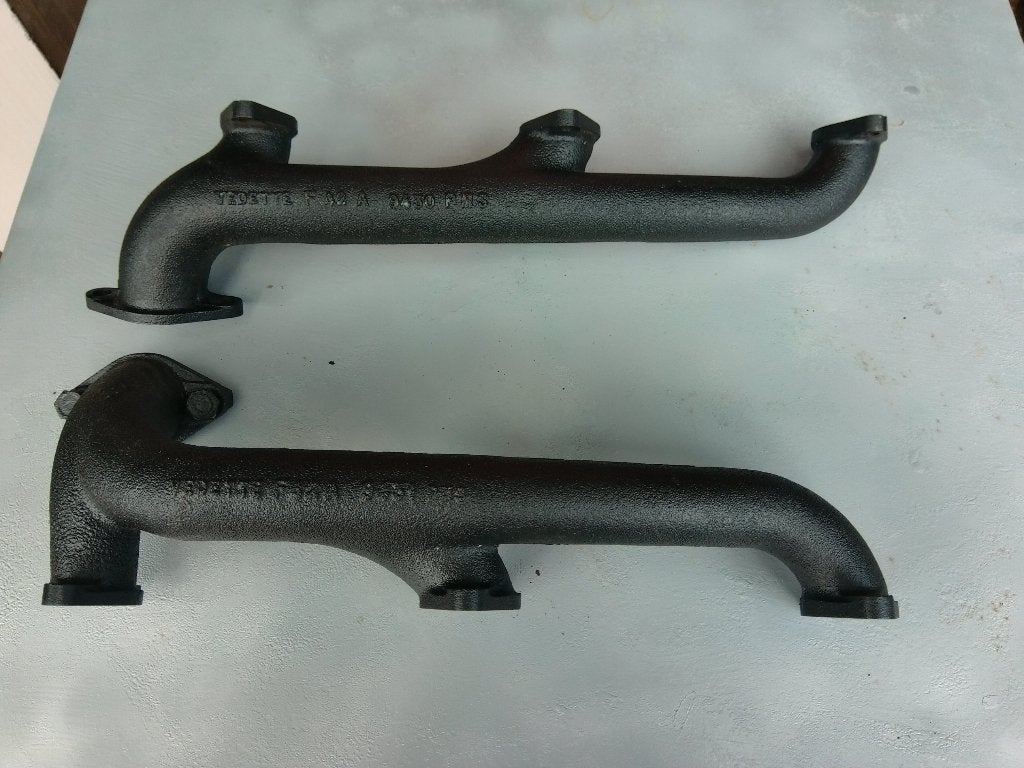 SIMCA V8/Cham/To/Regency: 2 uitlaatspruitstukken, Auto-onderdelen, Ophalen of Verzenden, Gebruikt