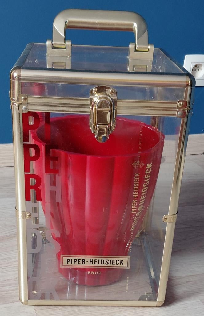 Seau Piper-Heidsieck (Jaime Hayon) dans coffret de voyage, Enlèvement ou Envoi, Comme neuf, France, Champagne