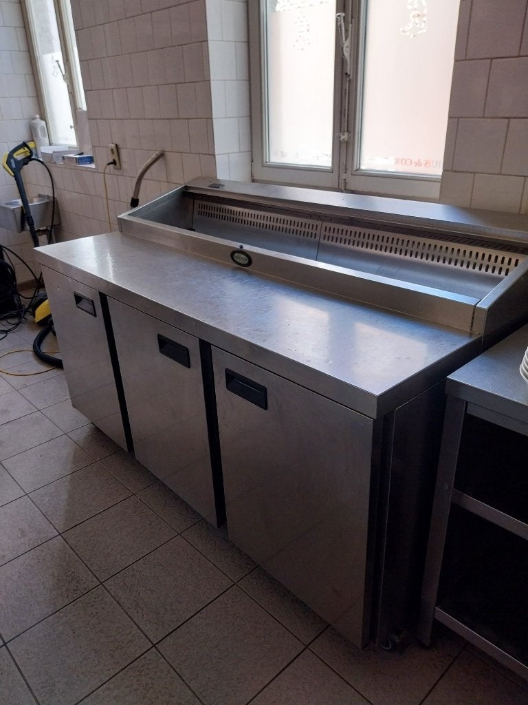 Salade Foster, Enlèvement, Utilisé
