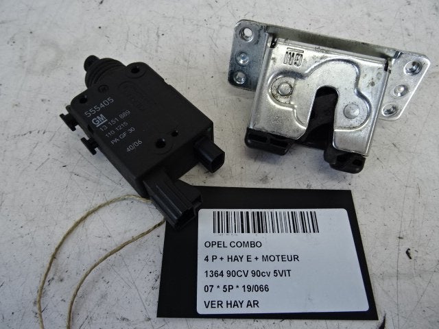 SERRURE COFFRE Opel Combo Tour (Corsa C) (01-2001/03-2012), Utilisé, Opel, Haillon arrière