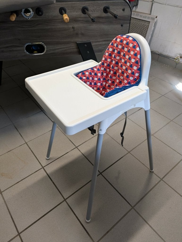 Chaise haute ikea, Enfants & Bébés, Enlèvement, Utilisé, Autres types