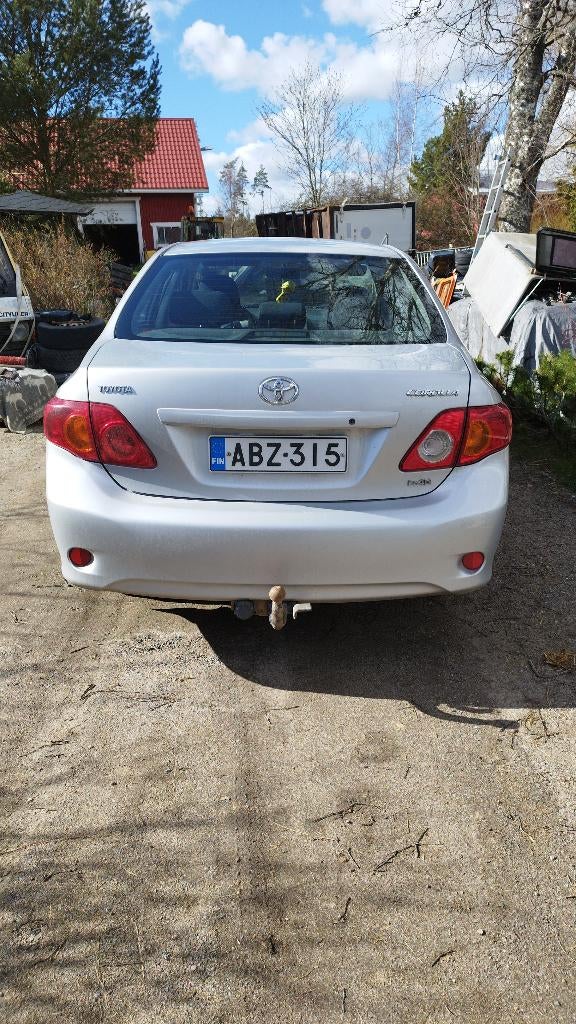 Corolla, Autos, Toyota, Argent ou Gris, Achat, 4 portes, Boîte manuelle