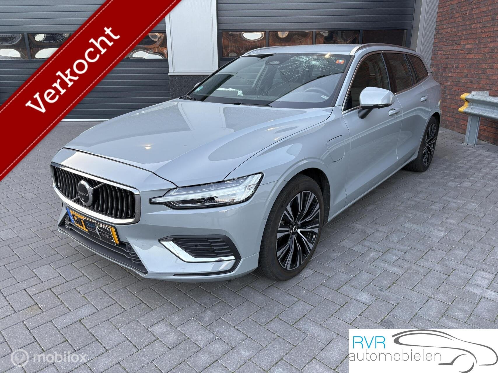 Volvo V60 2.0 T6 Plug-in hybrid AWD Plus Bright, Auto's, Automaat, Gebruikt, Zwart, 4 cilinders