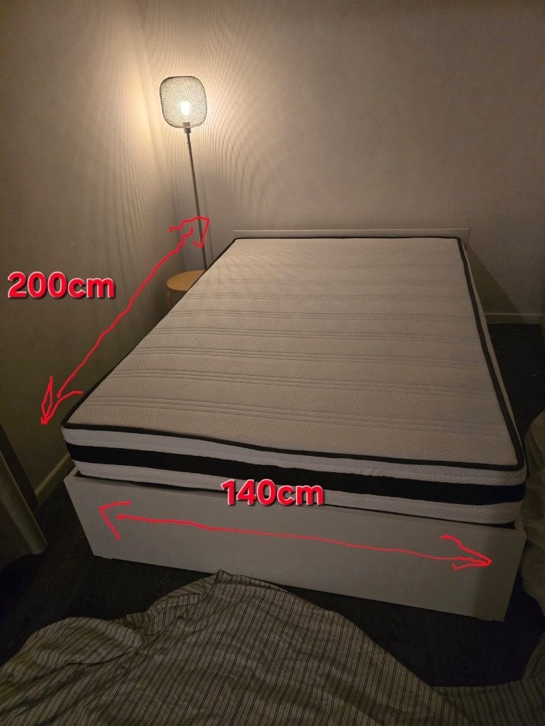 matras 1 nacht op geslapen, Huis en Inrichting, Ophalen, 140 cm, Zo goed als nieuw, Twijfelaar