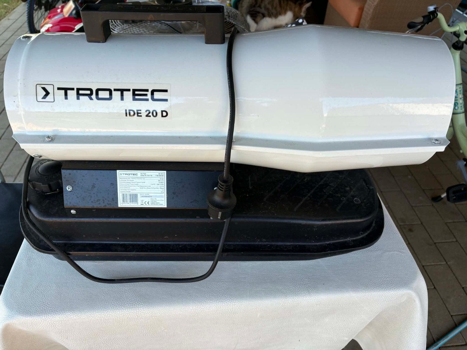 trotec heteluchtblazer op naft, Ophalen
