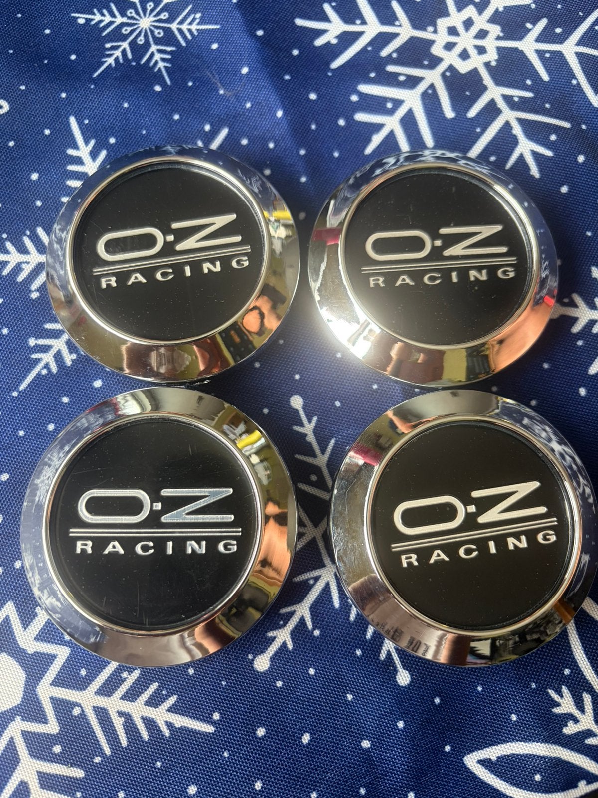 4 o.z racing centerkappen voor €20 maat 60mm, Ophalen, Nieuw