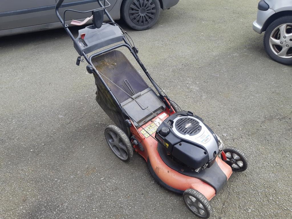 Briggs en stratton  grasmaaier, Enlèvement