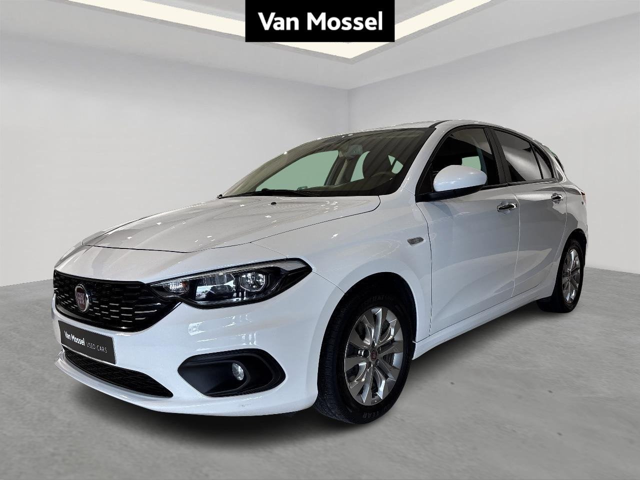 Fiat Tipo 1.4 95 pk Easy, Voorwielaandrijving, Stof, Gebruikt, Euro 6