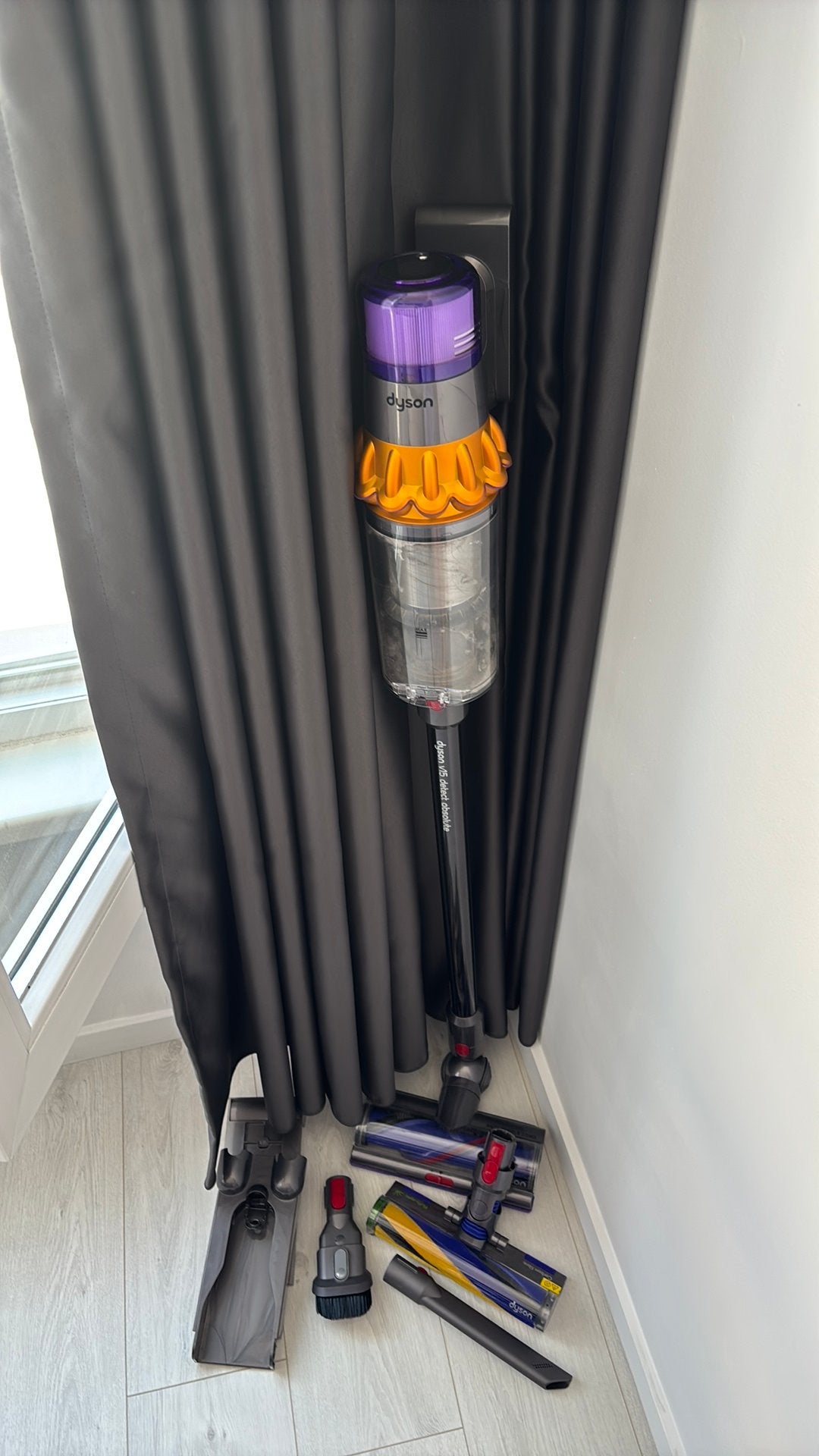 Dyson V15 Detect Absolute, Enlèvement, Comme neuf, Dyson