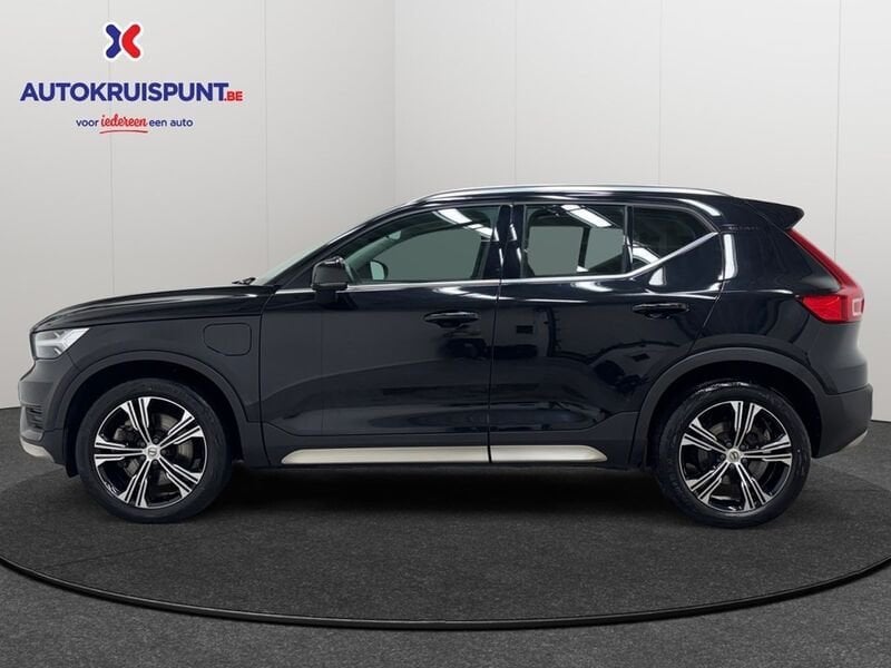 Volvo XC40 B4 Inscripiton AWD Geartronic, Auto's, 197 pk, 145 kW, Gebruikt, Zwart