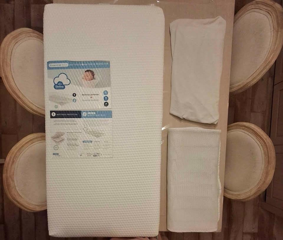 Matelas AeroSleep Essential + 1 housse + protège-matelas, Matelas, Moins de 70 cm, Comme neuf, Enlèvement