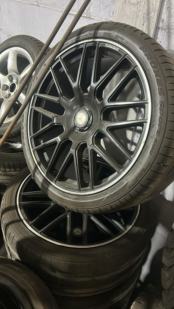 MERCEDES GLC BANDEN MET VELGEN, Auto-onderdelen, Gebruikt, -, -, Banden en Velgen