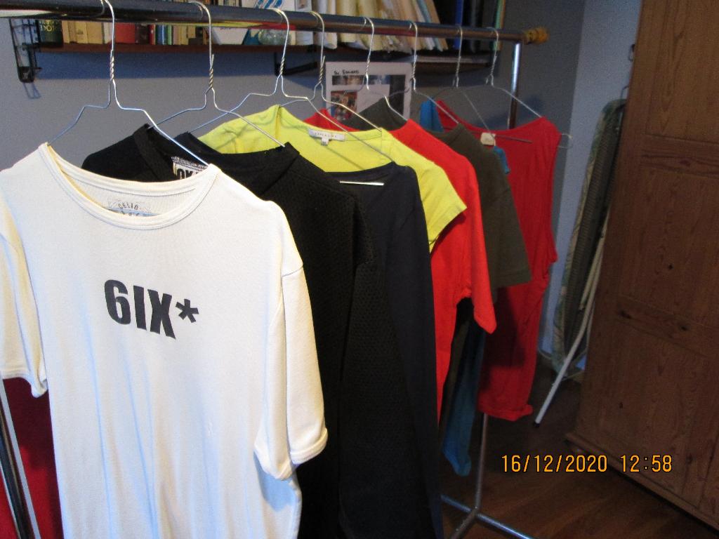 T-shirts, pull et marcels pour homme., Ophalen, Zo goed als nieuw