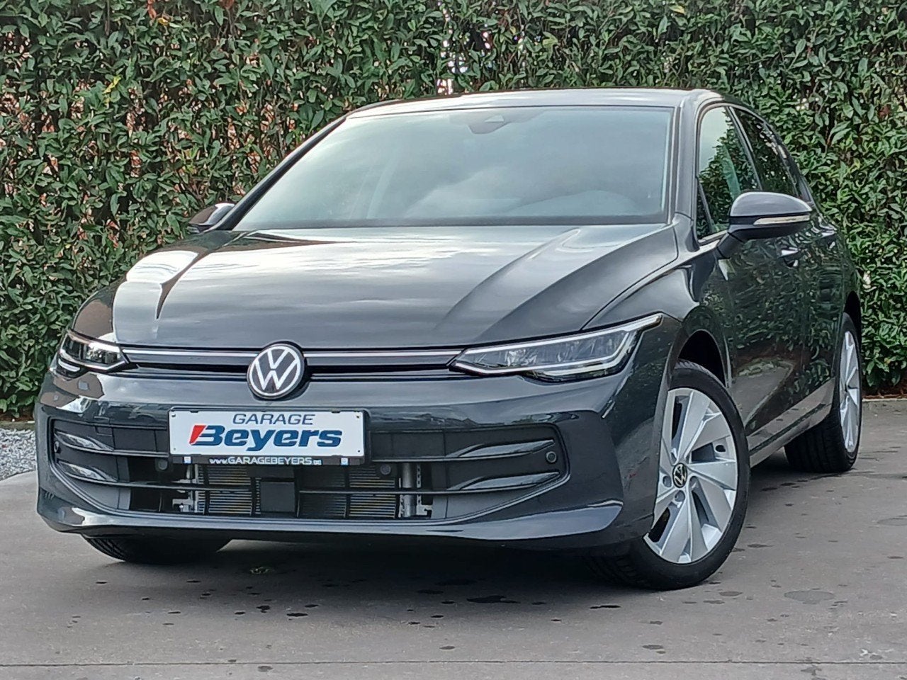 Volkswagen Golf VIII LIMITED 17" 1.5 TSI 85 kW !NEW! !3 JAAR, Auto's, Voorwielaandrijving, Stof, Zwart, 4 cilinders