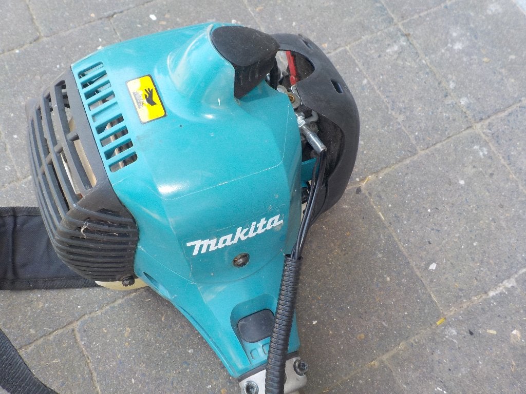 Kantenmaaier Makita voor opmaak / onderdelen, Tuin en Terras, Bosmaaiers, Ophalen