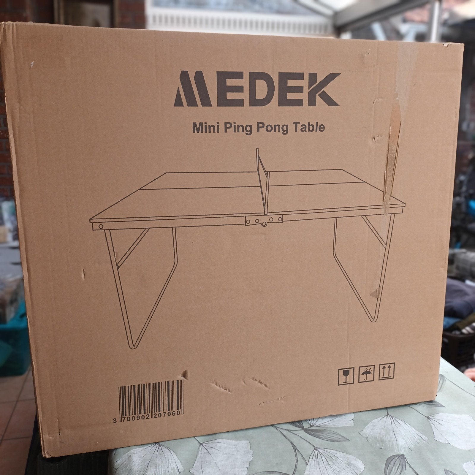 Mini ping pong tafel, Enlèvement