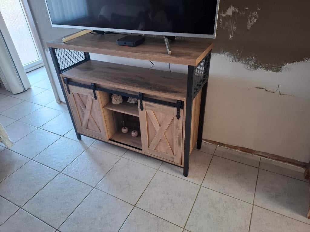 Mooie tv kast, Huis en Inrichting, Kasten |Televisiemeubels, Ophalen