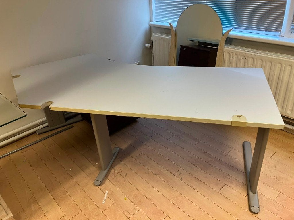 Bureau d'angle, Maison & Meubles, Bureau d'ordinateur, 207 cm, Enlèvement, 77 cm