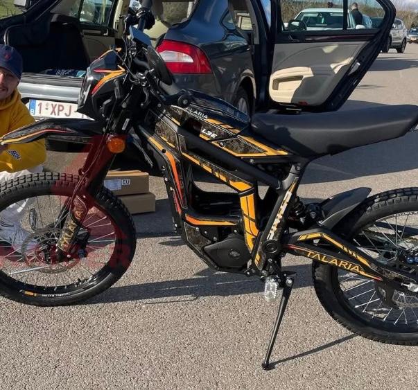 Talaria sting r 4000, Enlèvement